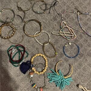 Bracelet Bundle (Costume Jewelry)
